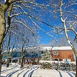 Sort Sol Grellsbülldeich 7 *