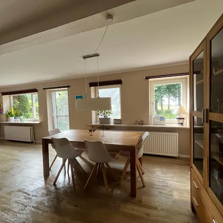 Sort Sol Grellsbuelldeich 7 *